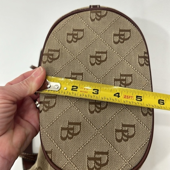 Dooney & Bourke maxi quilt bucket tote Brown - Picture 15 of 16